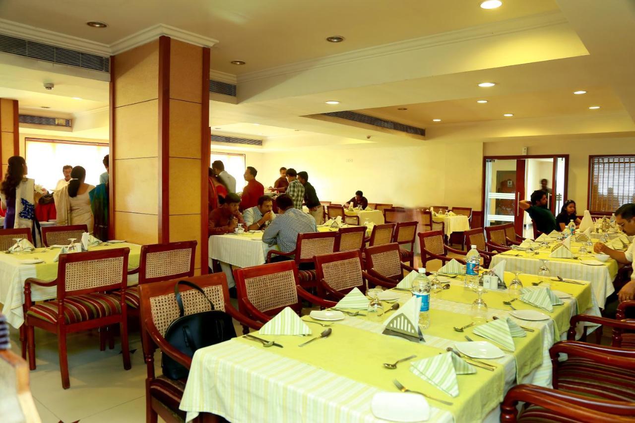 Ashoka Inn Thrissur Exterior foto