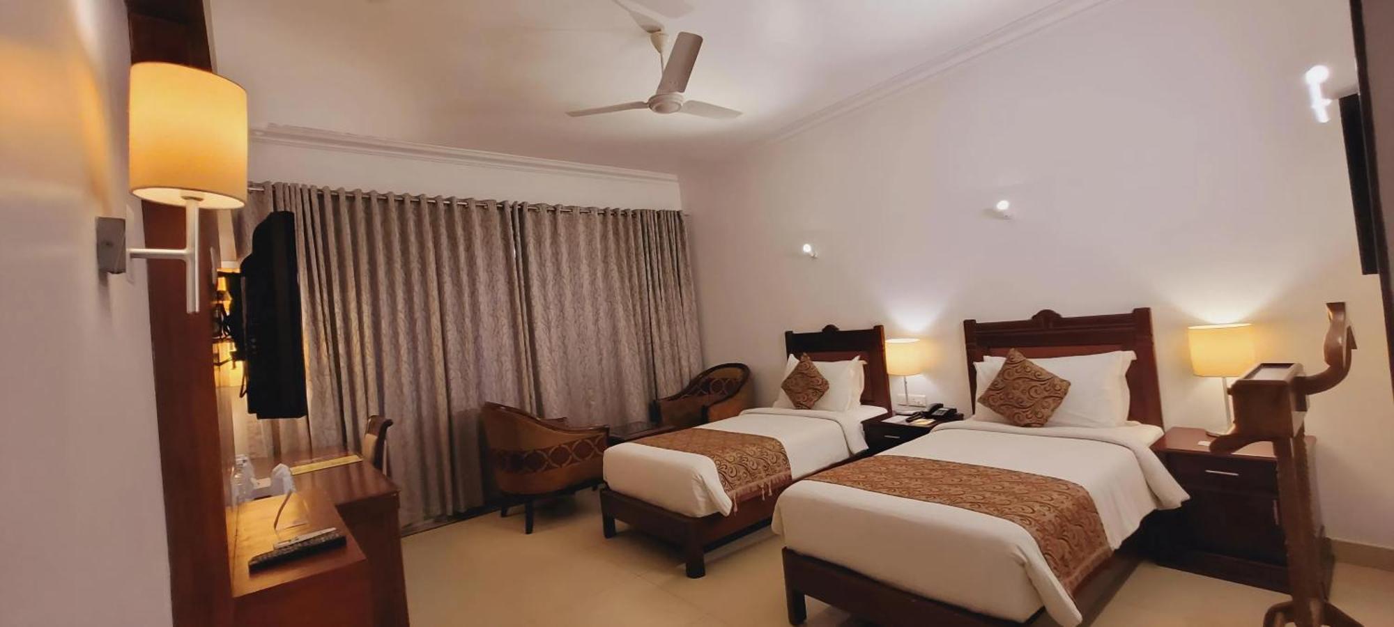 Ashoka Inn Thrissur Exterior foto